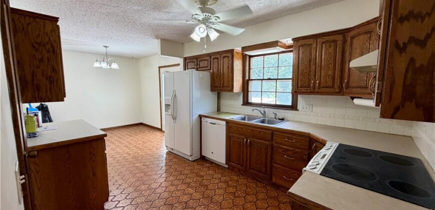 6718 Brink Street, Kansas City, MO 64152