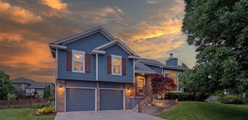 10914 N Laurel Court, Kansas City, MO 64157