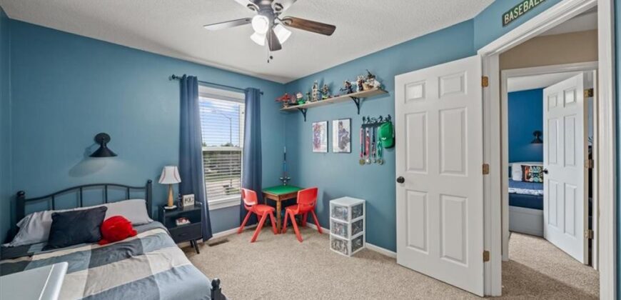 10914 N Laurel Court, Kansas City, MO 64157