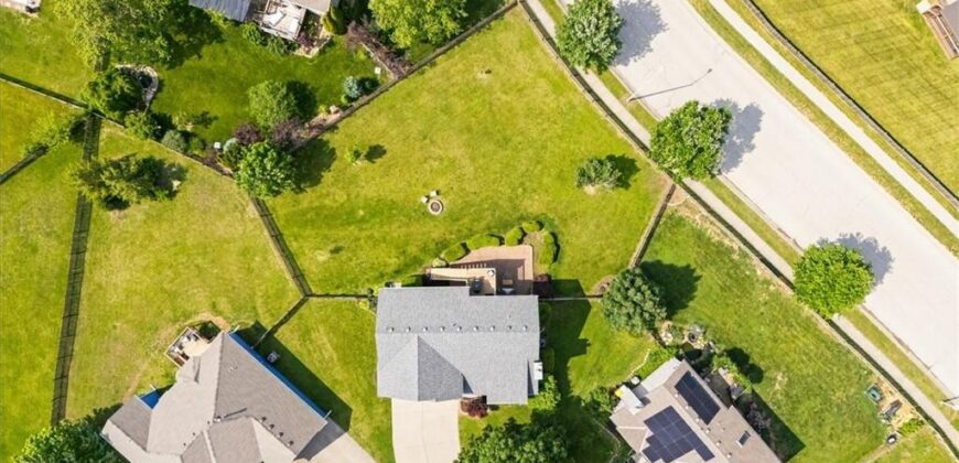 10914 N Laurel Court, Kansas City, MO 64157