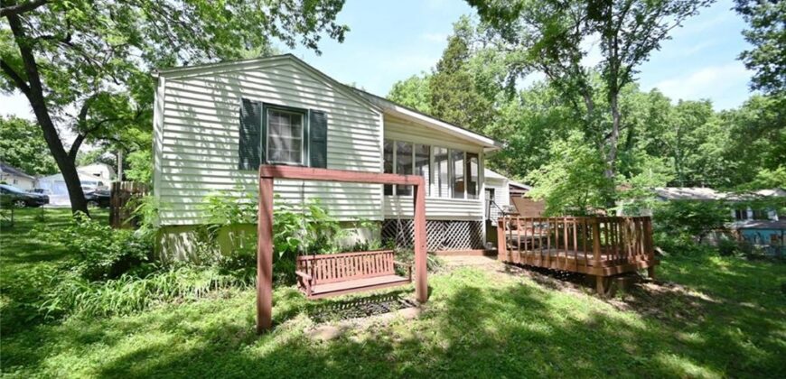 4053 N Askew Avenue, Kansas City, MO 64117