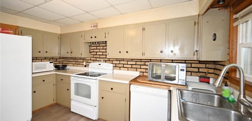4053 N Askew Avenue, Kansas City, MO 64117
