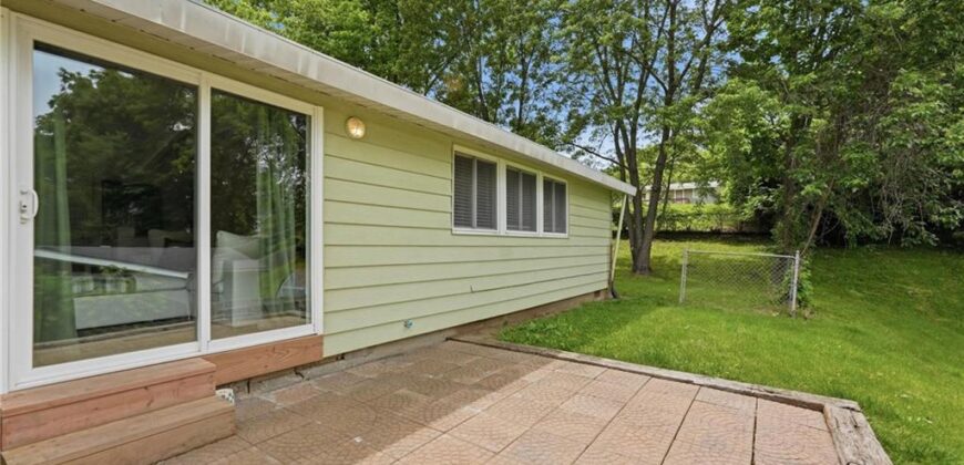 5706 N WOODLAND Avenue, Kansas City, MO 64118