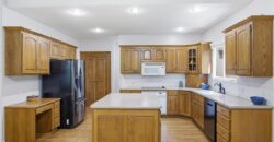 10209 River Hills Court, Parkville, MO 64152