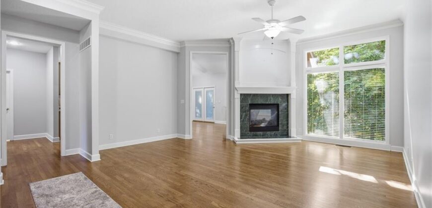 10209 River Hills Court, Parkville, MO 64152