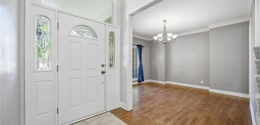 10209 River Hills Court, Parkville, MO 64152