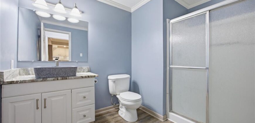 10209 River Hills Court, Parkville, MO 64152