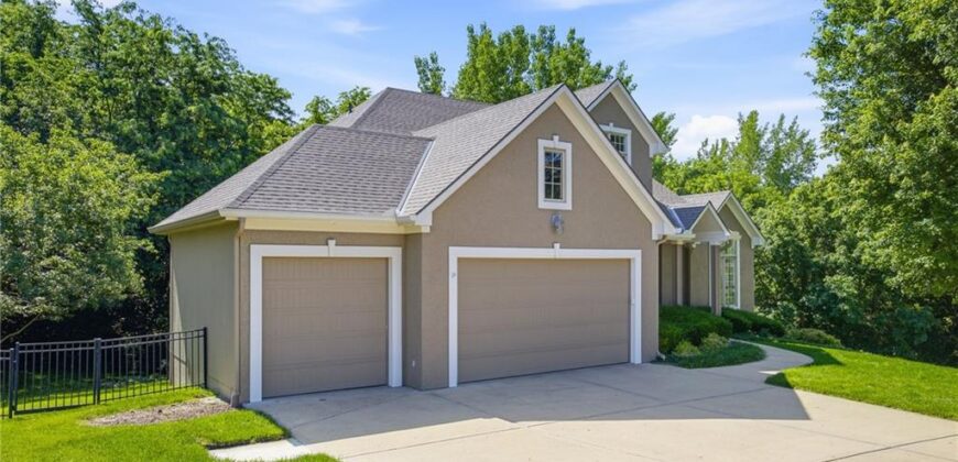 10209 River Hills Court, Parkville, MO 64152