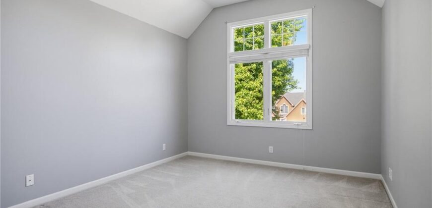 10209 River Hills Court, Parkville, MO 64152