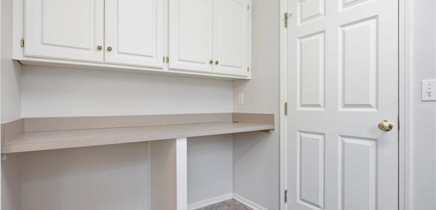 10209 River Hills Court, Parkville, MO 64152