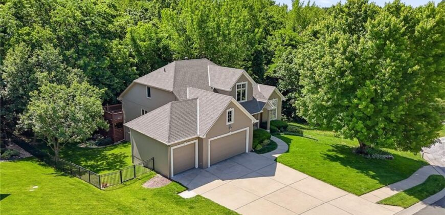 10209 River Hills Court, Parkville, MO 64152
