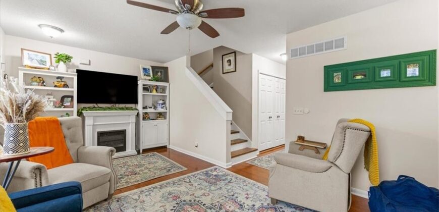 8104 N Oakley Avenue, Kansas City, MO 64119