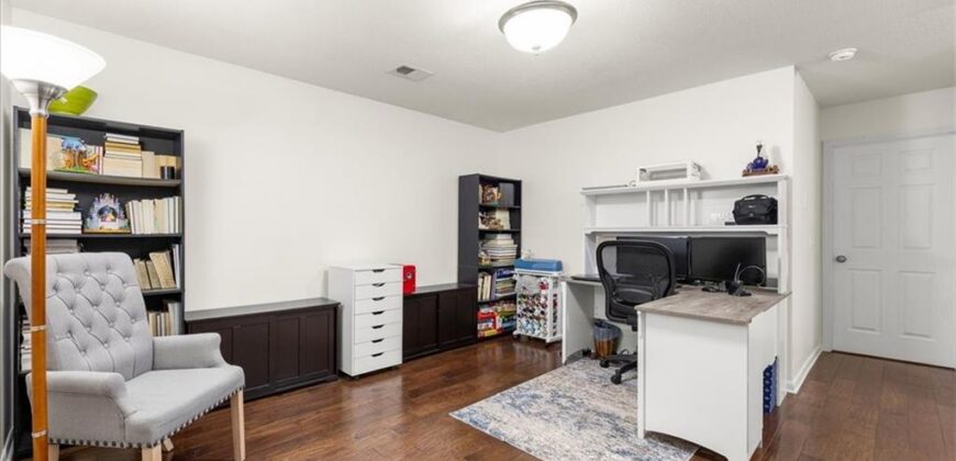 8104 N Oakley Avenue, Kansas City, MO 64119