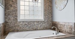 4527 Verona Drive, Riverside, MO 64150