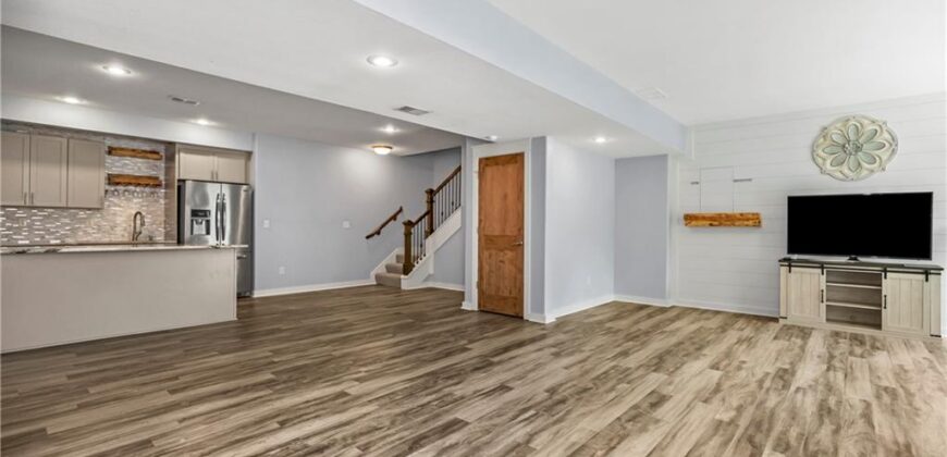 4527 Verona Drive, Riverside, MO 64150