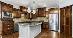 4527 Verona Drive, Riverside, MO 64150