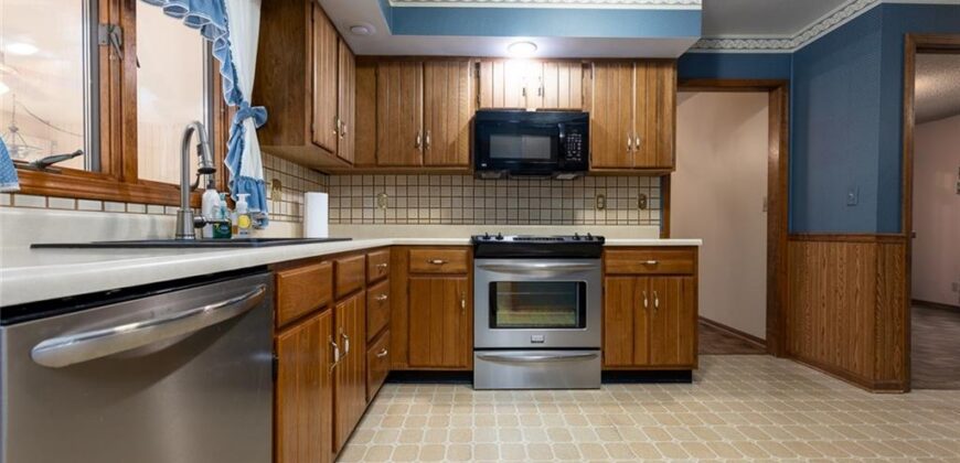 17635 Stubbs Station Road, Camden Point, MO 64018