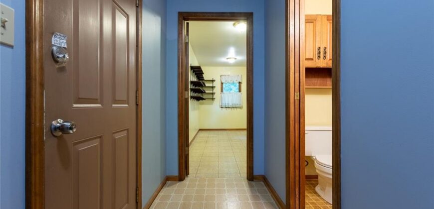 17635 Stubbs Station Road, Camden Point, MO 64018