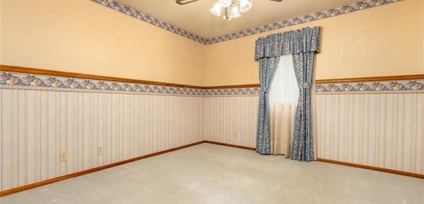 17635 Stubbs Station Road, Camden Point, MO 64018