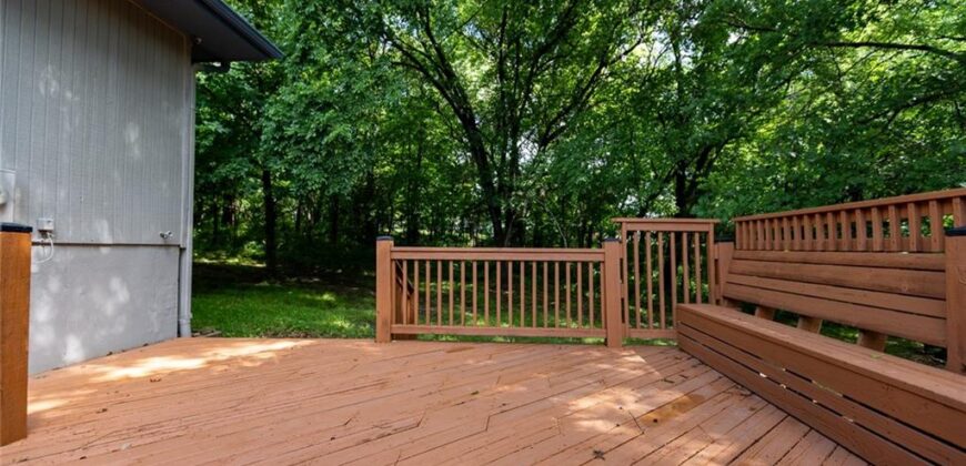 17635 Stubbs Station Road, Camden Point, MO 64018
