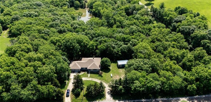 17635 Stubbs Station Road, Camden Point, MO 64018