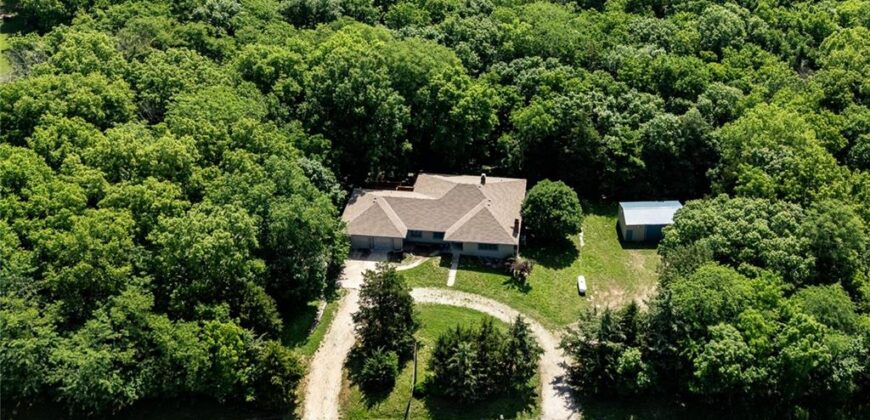 17635 Stubbs Station Road, Camden Point, MO 64018
