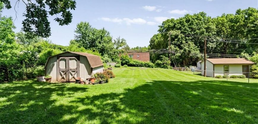606 67th Place, Kansas City, MO 64118
