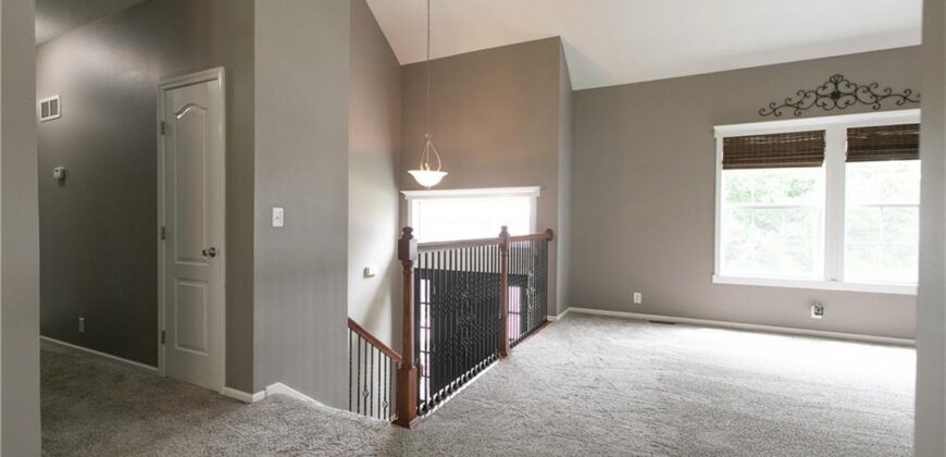 27175 Webster Court, Weston, MO 64098