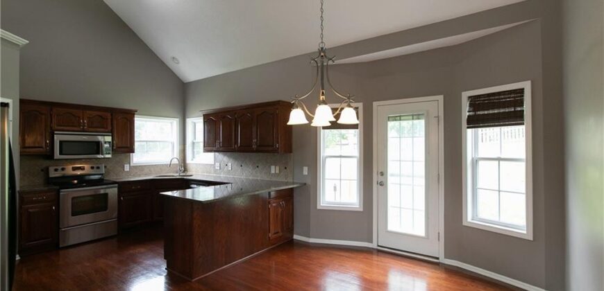 27175 Webster Court, Weston, MO 64098