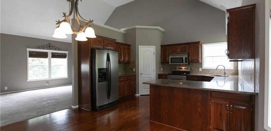 27175 Webster Court, Weston, MO 64098