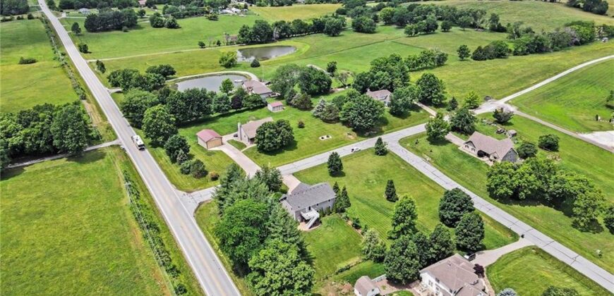 15215 Terra Pulchra Drive, Smithville, MO 64089