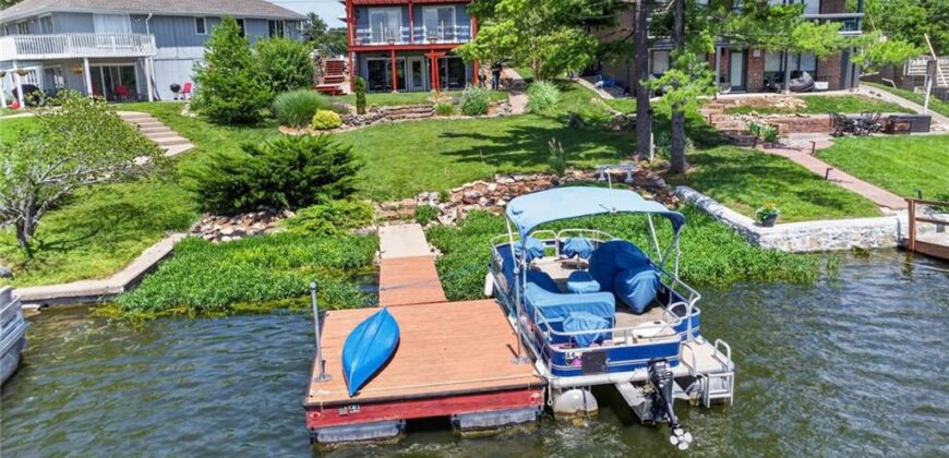 113 NORTH SHORE Drive, Lake Waukomis, MO 64151