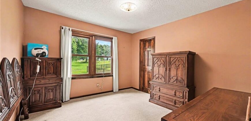 9711 Betsy Ross Lane, Liberty, MO 64068