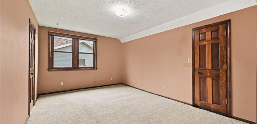 9711 Betsy Ross Lane, Liberty, MO 64068
