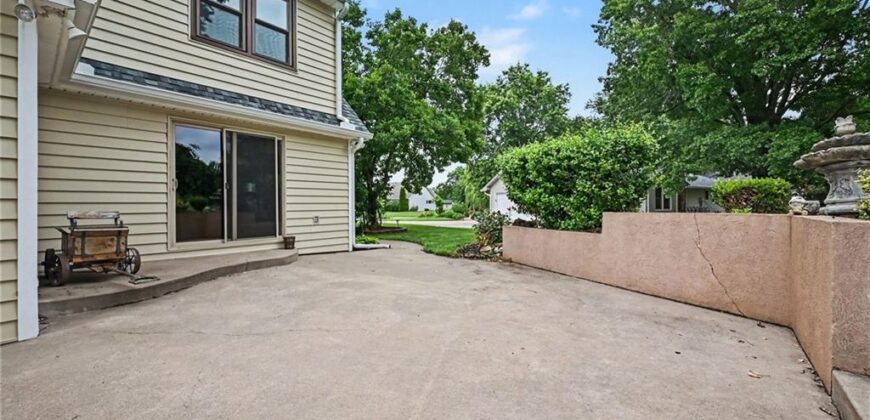 9711 Betsy Ross Lane, Liberty, MO 64068