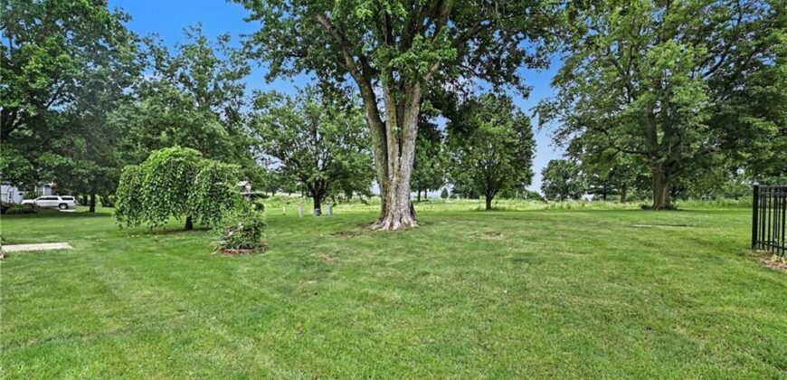 9711 Betsy Ross Lane, Liberty, MO 64068