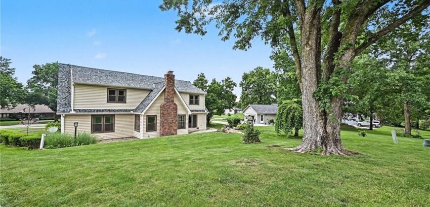 9711 Betsy Ross Lane, Liberty, MO 64068