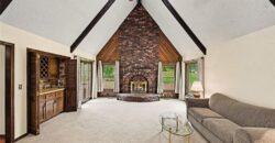 9711 Betsy Ross Lane, Liberty, MO 64068