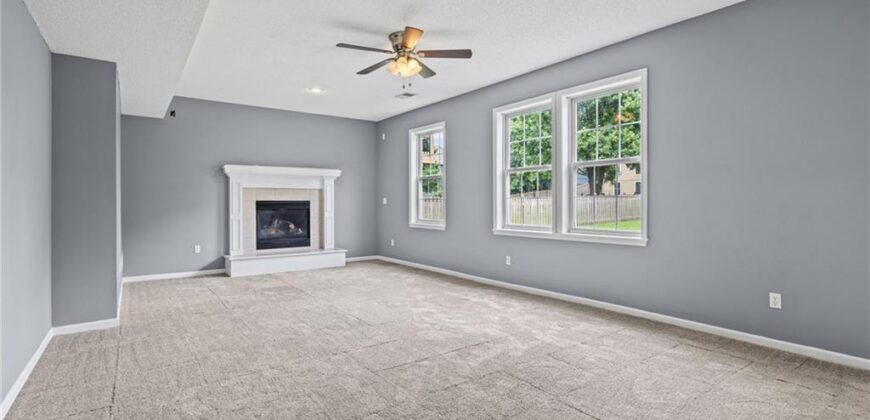 414 Donegal Drive, Smithville, MO 64089