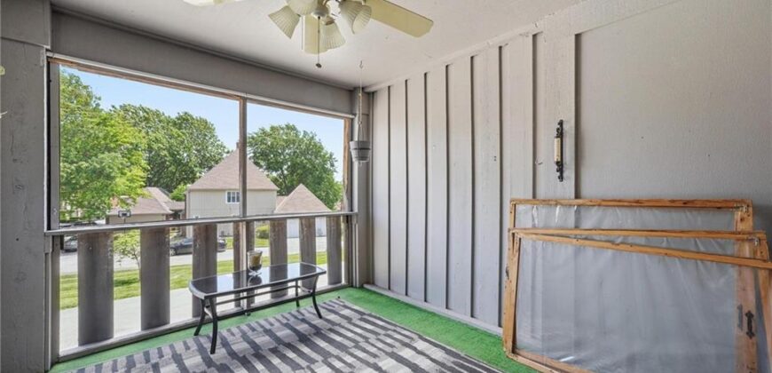 8399 Waukomis Drive, Kansas City, MO 64154