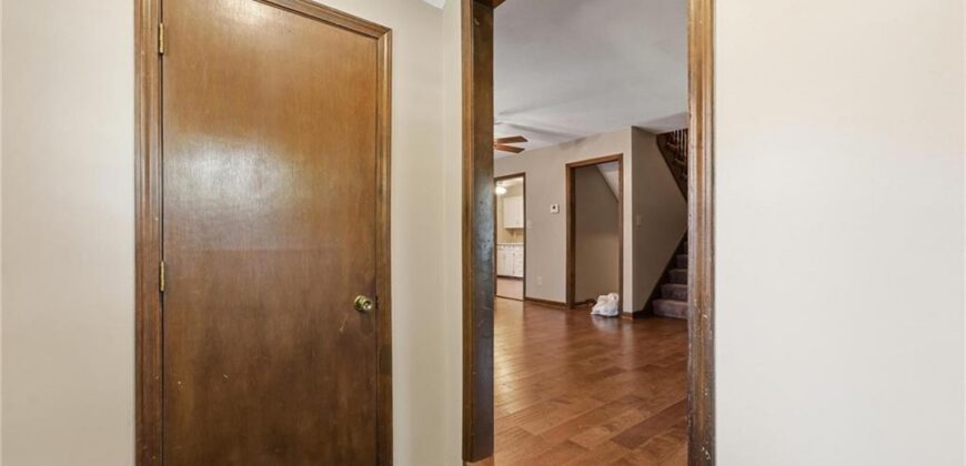 8399 Waukomis Drive, Kansas City, MO 64154