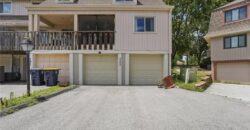 8399 Waukomis Drive, Kansas City, MO 64154