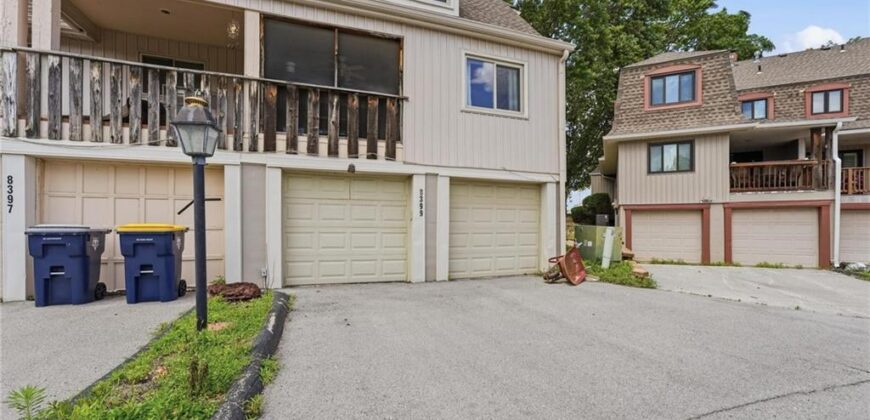 8399 Waukomis Drive, Kansas City, MO 64154