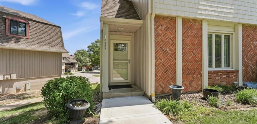 8399 Waukomis Drive, Kansas City, MO 64154