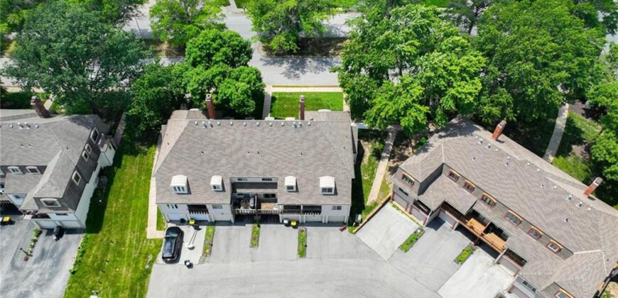 8399 Waukomis Drive, Kansas City, MO 64154