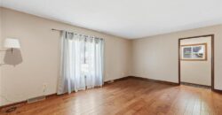 8399 Waukomis Drive, Kansas City, MO 64154