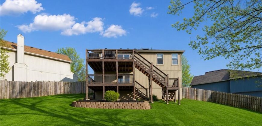 5614 N MERCIER Street, Kansas City, MO 64118