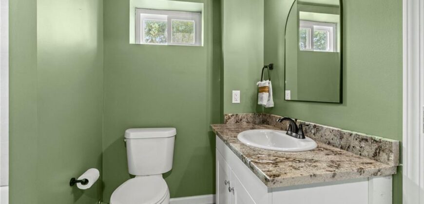 109 NW 64th Terrace, Gladstone, MO 64118