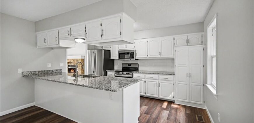 8611 N Virginia Avenue, Kansas City, MO 64155