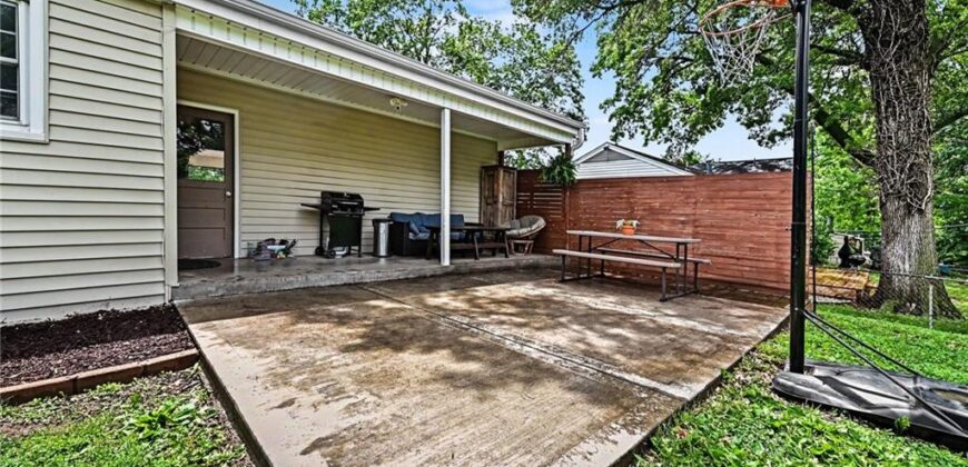 3606 NE 48th Terrace, Kansas City, MO 64119